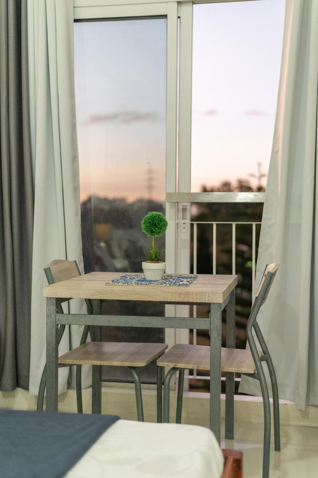 Wind Residence 4 Tagaytay City ภายนอก รูปภาพ