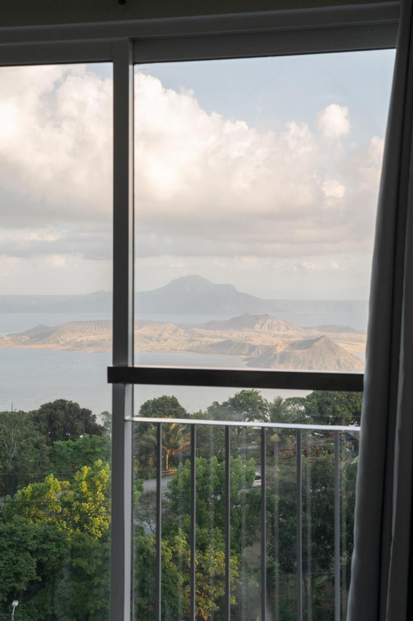Wind Residence 4 Tagaytay City ภายนอก รูปภาพ
